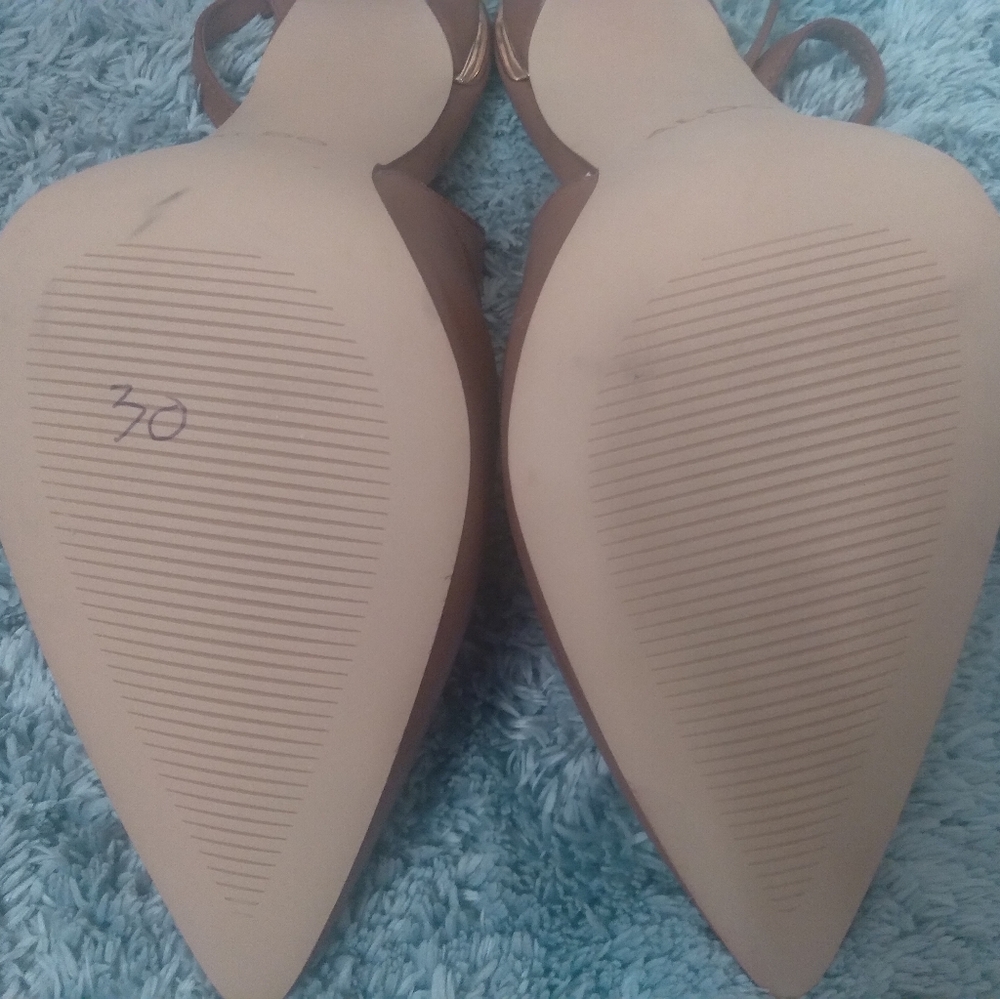 Super Sexy Brown Aldo Slingbacks!! - Picture 7 of 7